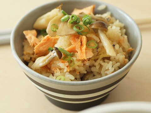 鮭ときのこの炊き込みご飯